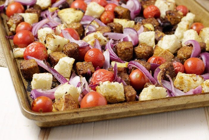 Sheet Pan Tempeh Puttanesca